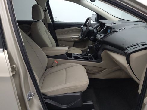 Used 2017 Ford Escape SE w/ Equipment Group 201A image 21