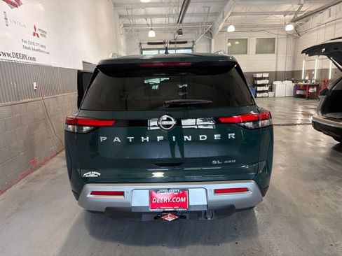 Used 2022 Nissan Pathfinder SL w/ SL Premium Package AWD/4WD image 4