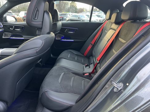 Certified 2023 Mercedes-Benz C 43 AMG 4MATIC Sedan image 33