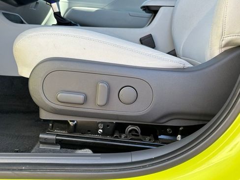 Used 2025 Hyundai Kona SEL image 13