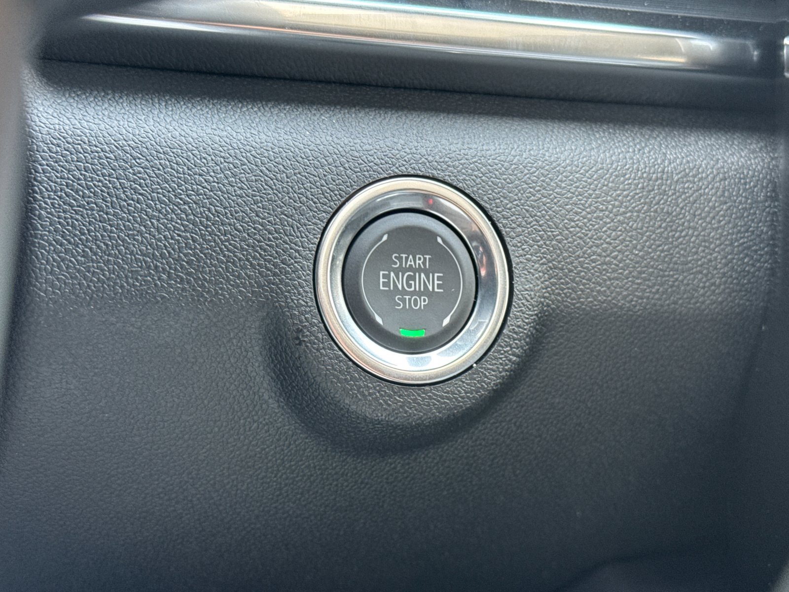 New 2027 GMC Terrain Elevation w/ Elevation Premium Package AWD/4WD image 25