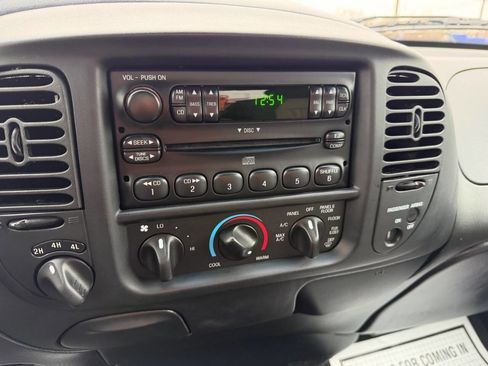 Used 2003 Ford F150 XLT image 22