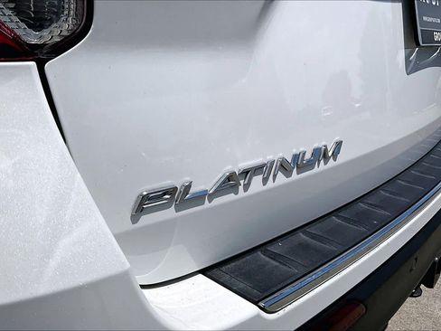 Used 2023 Ford Explorer Platinum w/ Technology Package AWD/4WD image 9