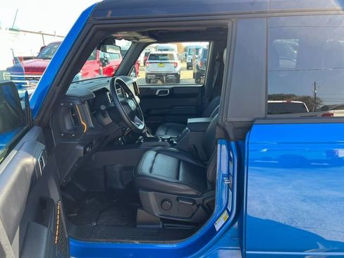 Used 2024 Ford Bronco Badlands image 17