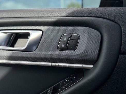 New 2026 Ford Explorer ST-Line w/ ST-Line Street Pack image 24