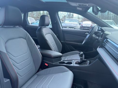 New 2026 Volkswagen Jetta GLI Autobahn FWD image 32