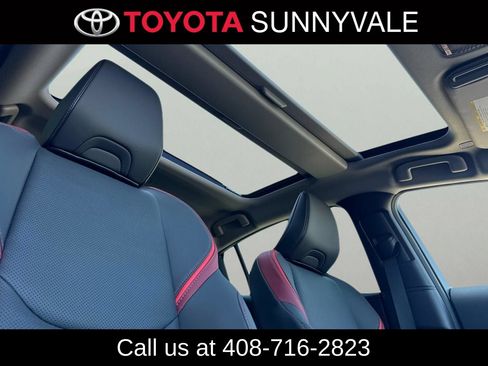 Used 2026 Toyota Prius Plug-In Hybrid FWD image 21