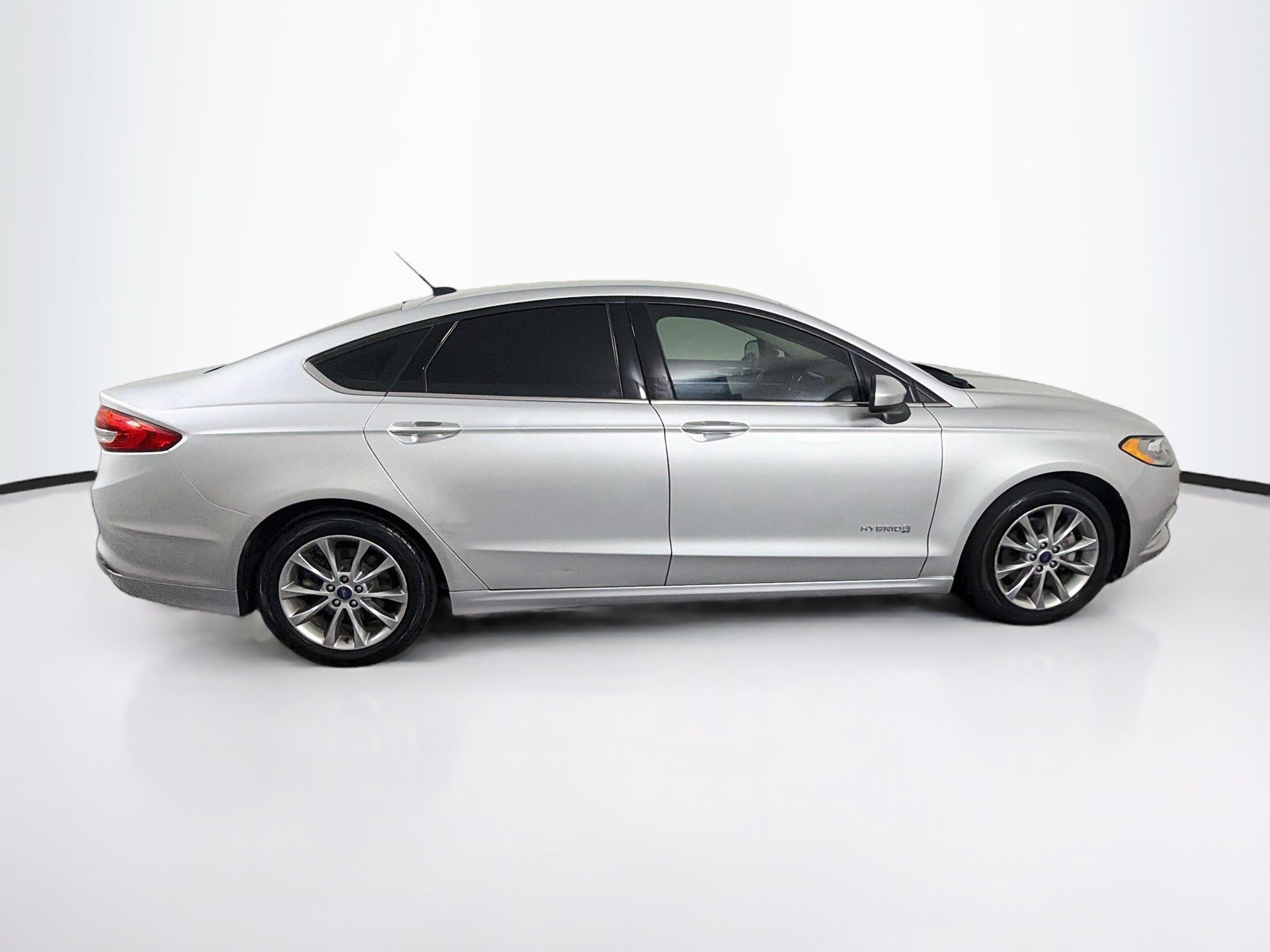 Used 2017 Ford Fusion S FWD image 10