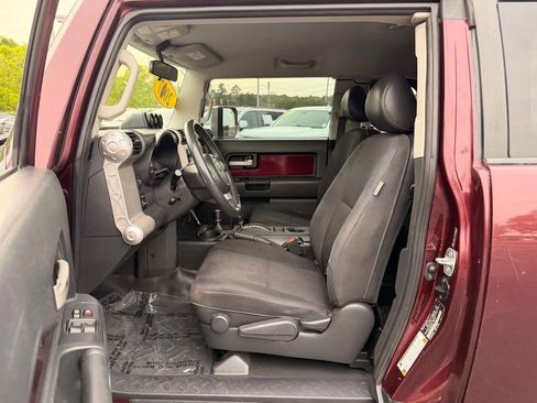 Used 2007 Toyota FJ Cruiser 4WD image 19