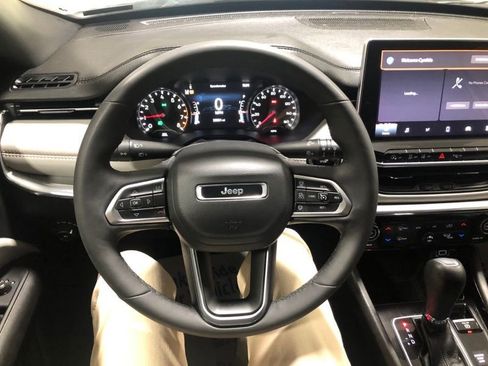 Used 2024 Jeep Compass Limited AWD/4WD image 23