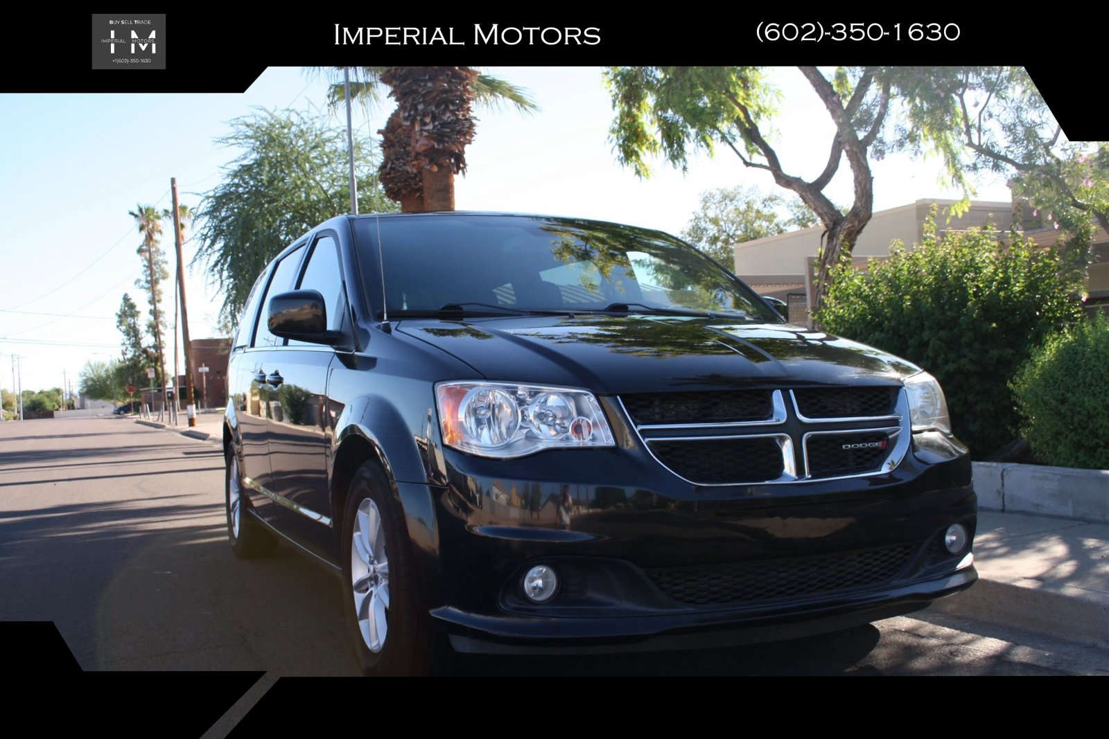 Used 2019 Dodge Grand Caravan SXT FWD image 1