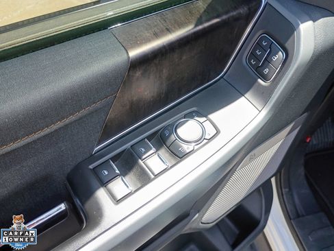 Used 2023 Ford F150 Lightning Lariat AWD/4WD image 8