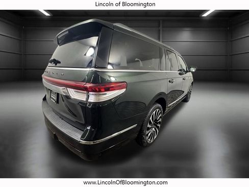 Used 2022 Lincoln Navigator L Black Label image 7