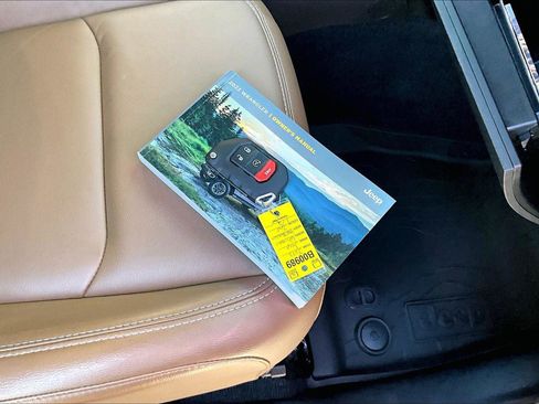 Used 2023 Jeep Wrangler Rubicon w/ Safety Group image 12