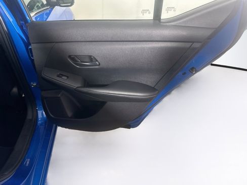 Used 2024 Nissan Sentra SV FWD image 27