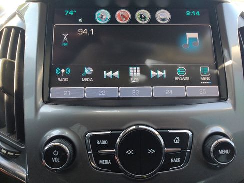Used 2018 Chevrolet Cruze LT w/ Sun And Sound Package image 25