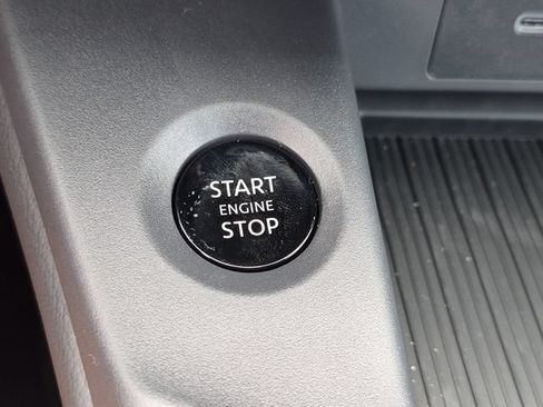 New 2026 Nissan Sentra SR w/ Floor Mat Package FWD image 27