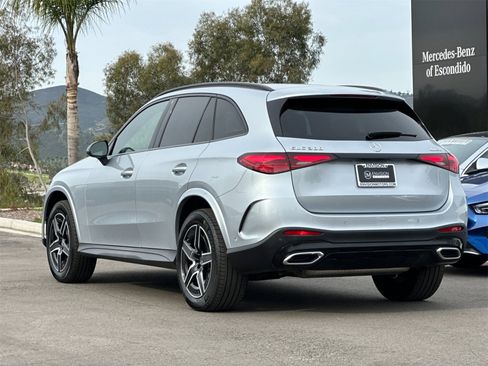 Certified 2025 Mercedes-Benz GLC 300 GLC 300 image 5