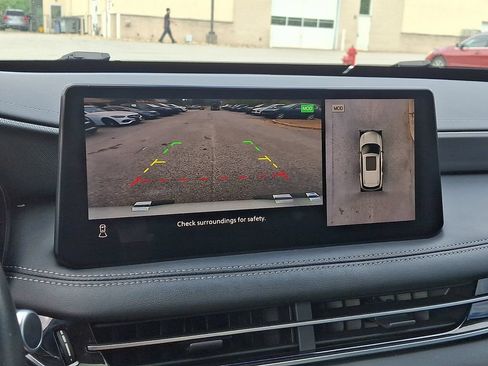 Used 2023 INFINITI QX60 Luxe w/ Vision Package AWD/4WD image 19