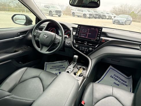 Used 2023 Toyota Camry XSE image 22