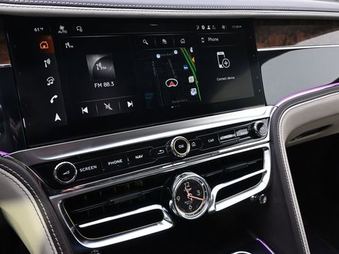 New 2026 Bentley Flying Spur Plug-In Hybrid image 31