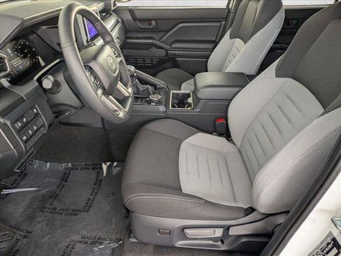 Used 2025 Toyota 4Runner 4WD image 15