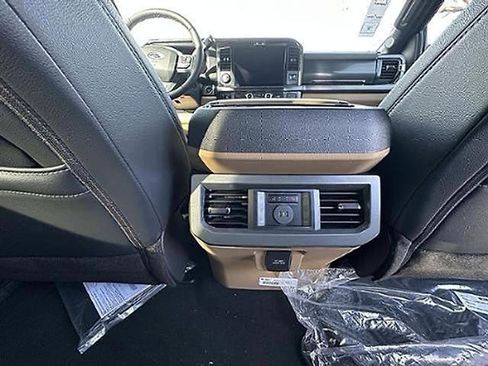 New 2026 Ford F250 Lariat w/ Lariat Premium Package AWD/4WD image 25