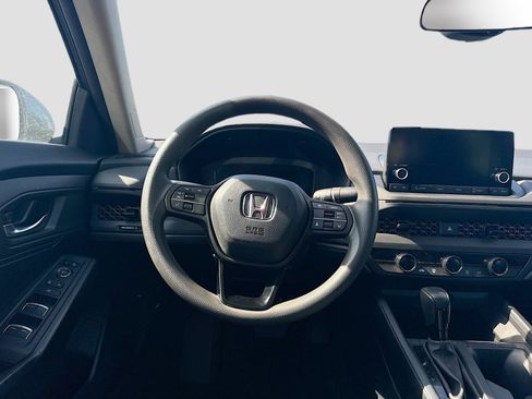 Used 2023 Honda Accord LX image 21
