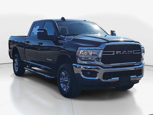 Used 2024 RAM 2500 Big Horn w/ Bed Utility Group image 2