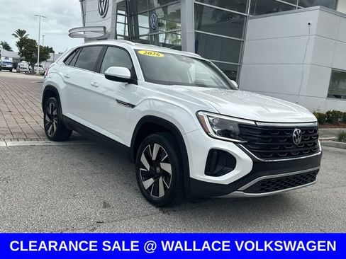 Certified 2026 Volkswagen Atlas Cross Sport SE FWD image 4