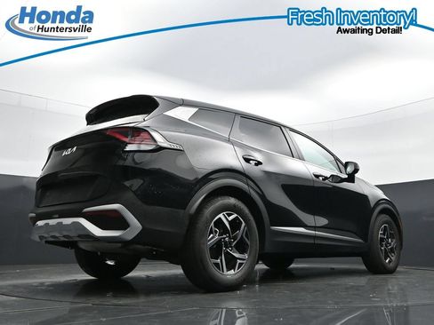 Used 2025 Kia Sportage LX FWD image 34