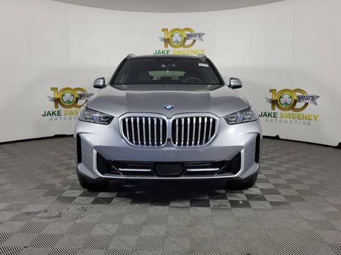 New 2026 BMW X5 xDrive40i image 2