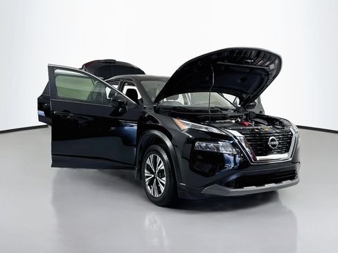 Used 2023 Nissan Rogue SV AWD/4WD image 18