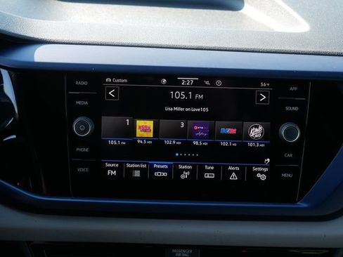 Certified 2022 Volkswagen Taos SE image 36