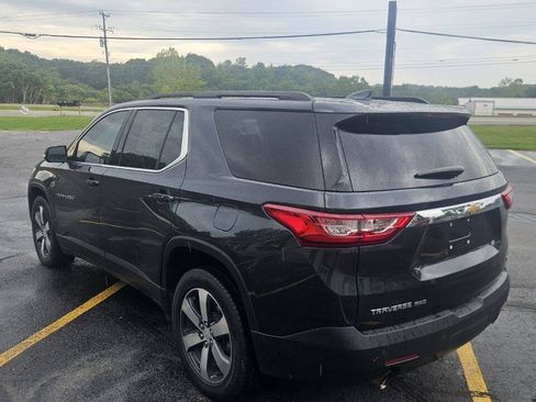 Used 2019 Chevrolet Traverse LT w/ LT Premium Package AWD/4WD image 6