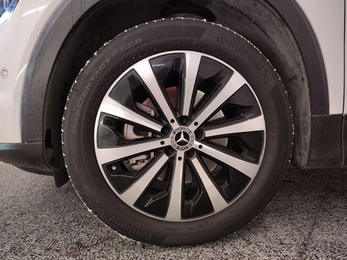 Used 2022 Mercedes-Benz GLB 250 4MATIC image 12