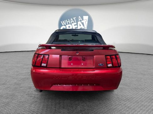 Used 2002 Ford Mustang Convertible image 5