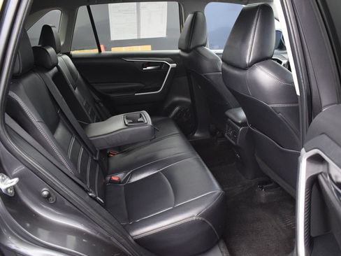 Used 2024 Toyota RAV4 XLE Premium w/ Weather Package AWD/4WD image 11