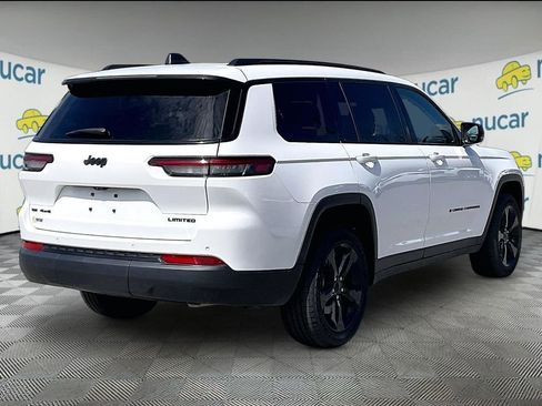 Used 2023 Jeep Grand Cherokee L Limited w/ Black Appearance Package AWD/4WD image 6