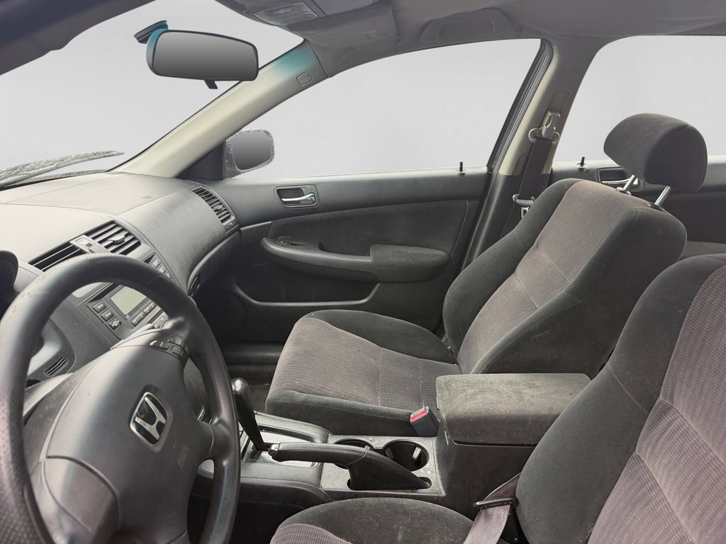 Used 2005 Honda Accord LX image 22