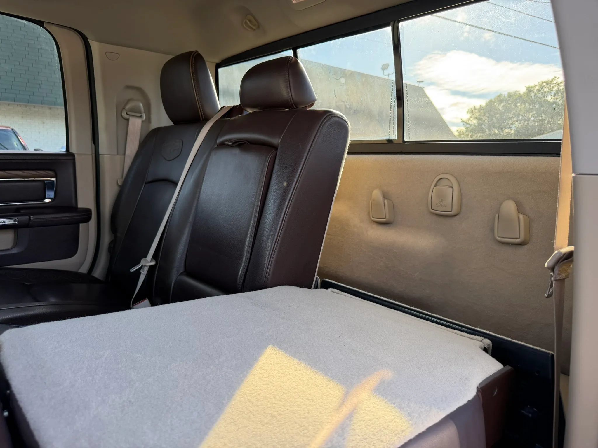 Used 2014 RAM 3500 Laramie Longhorn AWD/4WD image 16