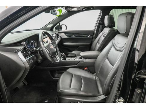 Certified 2024 Cadillac XT6 Premium Luxury AWD/4WD image 38