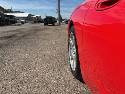 Used 1997 Chevrolet Corvette Coupe w/ Performance Handling Pkg image 25