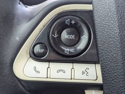 Used 2017 Toyota Prius Three FWD image 22