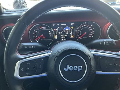 Used 2020 Jeep Gladiator Rubicon image 16