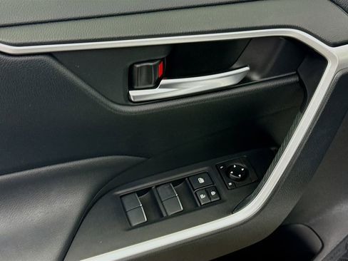 Certified 2020 Toyota RAV4 XLE Premium image 12