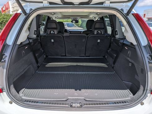 Used 2023 Volvo XC90 T8 Core AWD/4WD image 33