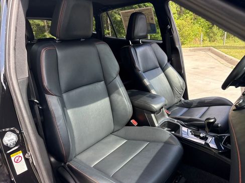 Used 2016 Toyota RAV4 SE FWD image 33