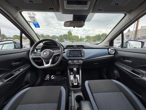 Used 2025 Nissan Versa SV image 31