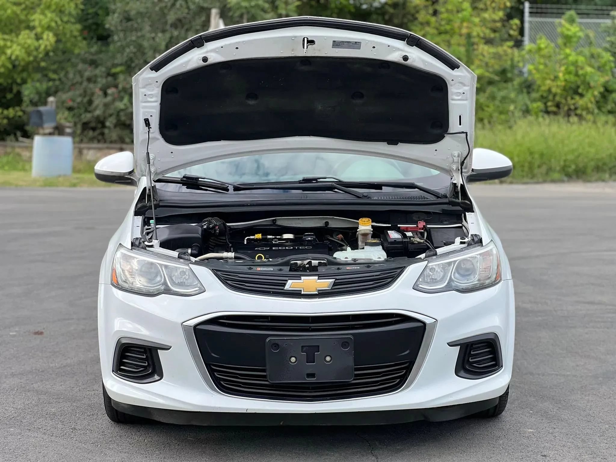 Used 2017 Chevrolet Sonic LT FWD image 36
